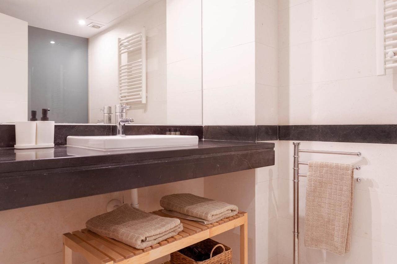 Acogedor Apartamento Junto A La Catedral By Rent Me Μάλαγα Εξωτερικό φωτογραφία